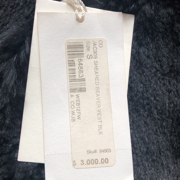 CO. Beaver Vest.New with tag